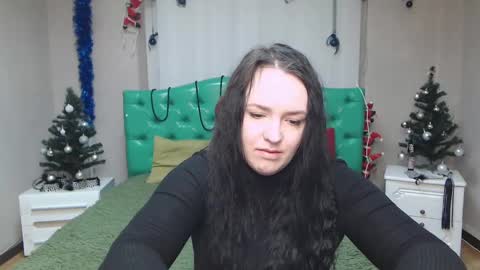 IsabelBlackberry online show from 10, 1, 2025