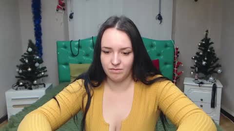 IsabelBlackberry online show from 12, 1, 2025