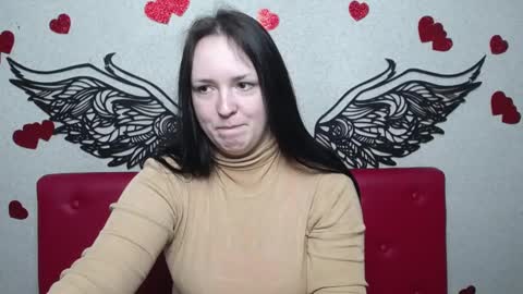 IsabelBlackberry online show from 9, 3, 2025