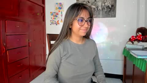 Isabella22 1 online show from 10, 2, 2025