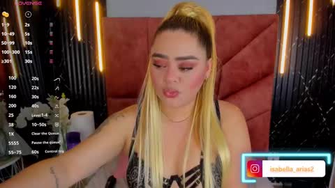Isabella Arias online show from 6, 3, 2025