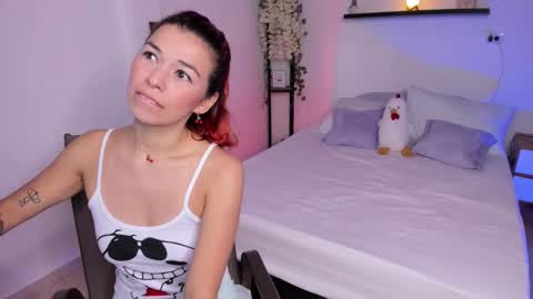 Snapshot of isabella_boyer chatting on 17, 9, 2025 isabella online show from 17, 9, 2025