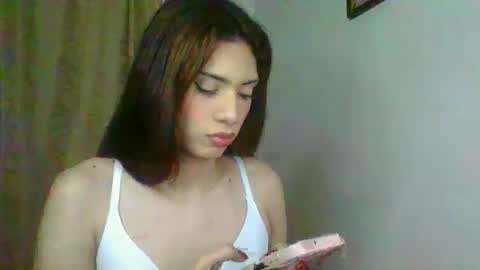 Snapshot of isabella_kitykatt chatting on 1, 11, 2025 isabella online show from 1, 11, 2025