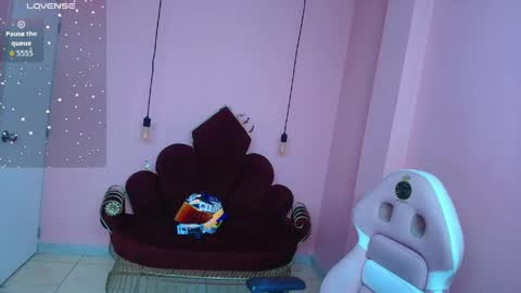 Snapshot of isabella_mendez_1 chatting on 20, 5, 2026 Isa online show from 20, 5, 2026
