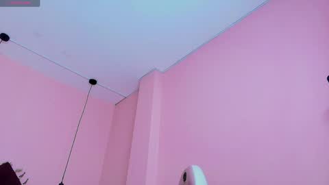 Snapshot of isabella_mendez_1 chatting on 23, 5, 2026 Isa online show from 23, 5, 2026