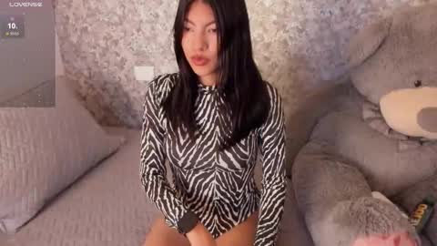 isa  online show from 8, 3, 2025