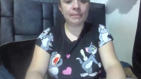 Snapshot of isabellaa_hills_ chatting on 7, 6, 2026 isabellaa_hills_ online show from 7, 6, 2026