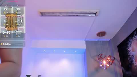 Isabella  Everyday From 0530 to 1430 Col Time online show from 26, 9, 2025