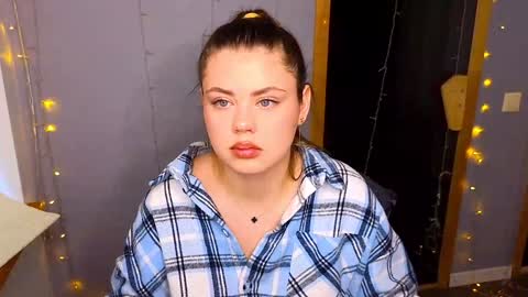 isabellabler online show from 19, 1, 2025