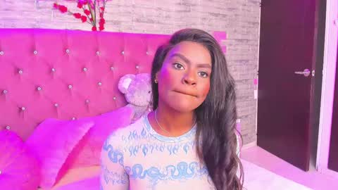 Snapshot of isabellabroms21 chatting on 9, 2, 2025 v online show from 9, 2, 2025