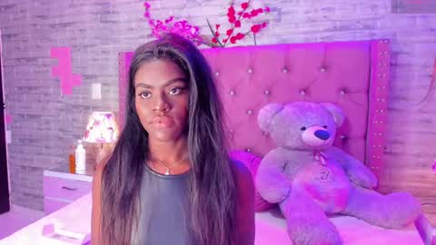 Snapshot of isabellabroms21 chatting on 20, 2, 2025 v online show from 20, 2, 2025