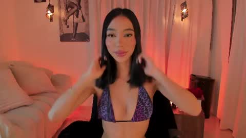 Snapshot of isabellalux_ chatting on 18, 6, 2026 ISABELLA online show from 18, 6, 2026