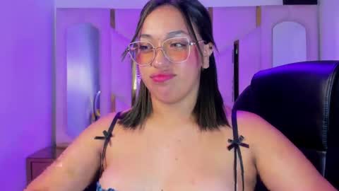 isabellrodriguez18 online show from 10, 4, 2026