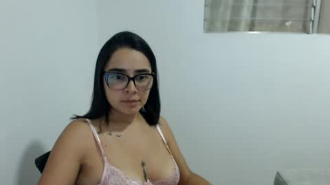 Snapshot of isemma chatting on 29, 7, 2026 Emma online show from 29, 7, 2026