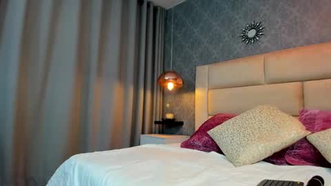 Isis online show from 26, 1, 2025