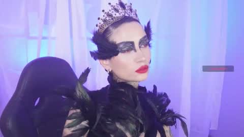 Isis Raichu online show from 3, 2, 2026