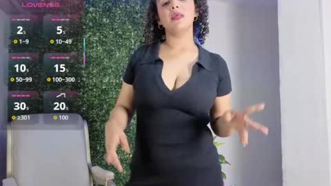 isla_hunter85 online show from 12, 6, 2026