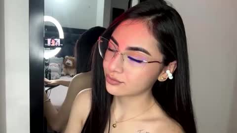 Cute Isla  online show from 25, 10, 2025