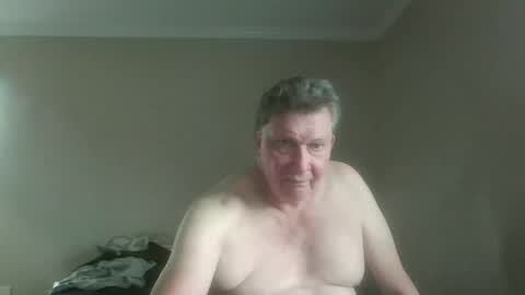 island625103 online show from 9, 9, 2025