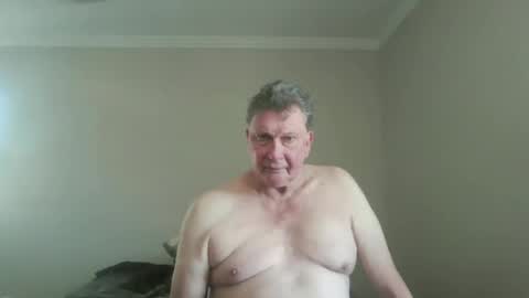 island625103 online show from 6, 10, 2025