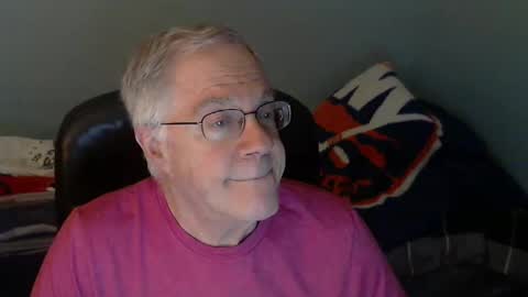 Snapshot of islesman22 chatting on 28, 9, 2025 islesman22 online show from 28, 9, 2025