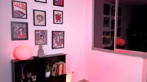 Julyane online show from 11, 11, 2025