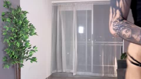 Snapshot of isnotforeveryone chatting on 19, 1, 2026 Julyane online show from 19, 1, 2026