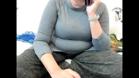 Snapshot of israelymilf chatting on 22, 12, 2024 Marta online show from 22, 12, 2024