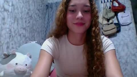 Snapshot of issa30213 chatting on 21, 2, 2025 Issa online show from 21, 2, 2025