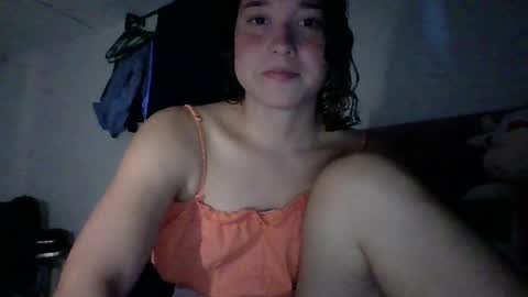 Snapshot of issa30213 chatting on 7, 4, 2026 Issa online show from 7, 4, 2026