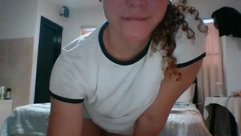 Snapshot of issa30213 chatting on 12, 4, 2026 Issa online show from 12, 4, 2026