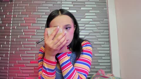 I S S A B E L A Igissaa ax    Xlittleissa  online show from 29, 12, 2024