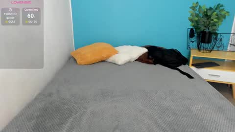 Issa  online show from 27, 2, 2025