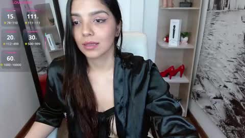 Issa  online show from 12, 3, 2025