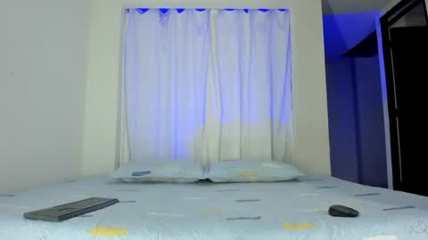 Isabella  online show from 13, 4, 2026