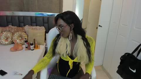 Iseey online show from 6, 2, 2025