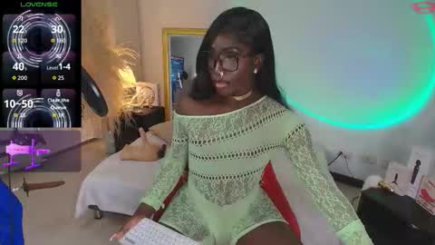 Iseey online show from 24, 9, 2025