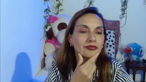 Itala Gomez online show from 28, 11, 2025