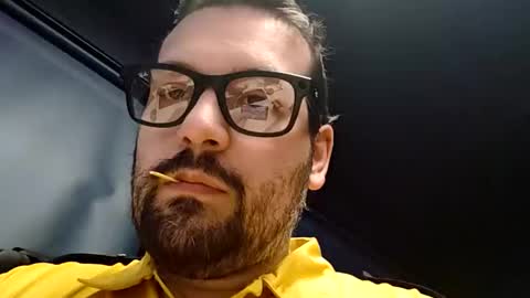 italianbigboy932 online show from 25, 4, 2026