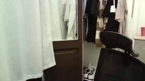 italianboybcn online show from 15, 11, 2025