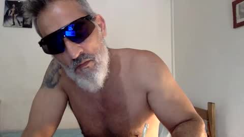 italiankingstripper online show from 5, 2, 2026