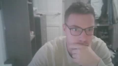 Snapshot of italianslavexoxo chatting on 9, 11, 2025 S online show from 9, 11, 2025