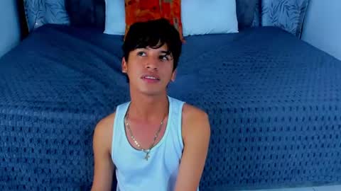 Snapshot of ithan_kingtwin chatting on 12, 6, 2026 ithan_kingtwin online show from 12, 6, 2026