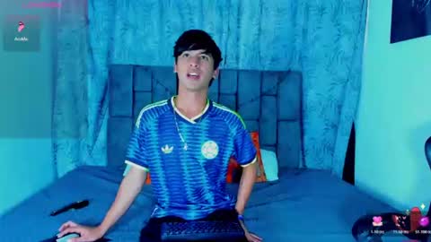 Snapshot of ithan_kingtwin chatting on 17, 6, 2026 ithan_kingtwin online show from 17, 6, 2026