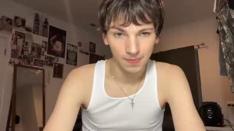 Snapshot of its_rowan chatting on 31, 10, 2025 Rowan online show from 31, 10, 2025