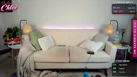 Snapshot of itschloelaurent chatting on 23, 6, 2026 itschloelaurent online show from 23, 6, 2026