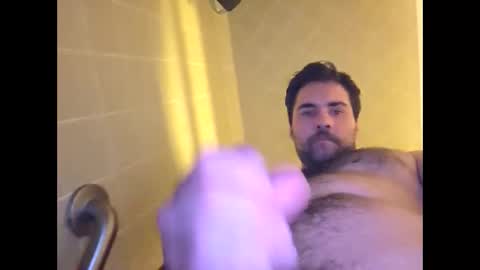 Snapshot of itsdaiton chatting on 5, 4, 2026 Daiton online show from 5, 4, 2026