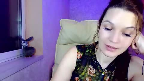 Snapshot of itslunaday chatting on 4, 2, 2026 itslunaday online show from 4, 2, 2026