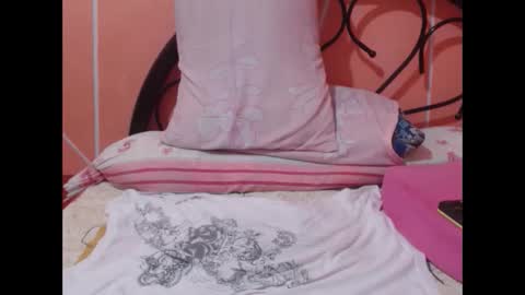 Snapshot of itsme_kitty chatting on 4, 2, 2026 Kitty online show from 4, 2, 2026