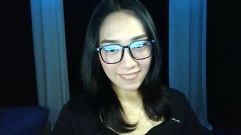 itsmehotqueen online show from 7, 4, 2026